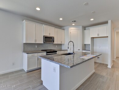 007_Kitchen