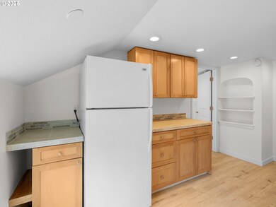 2311 SW 6th Ave unit 8B, Camas, WA 98607 - photo 5