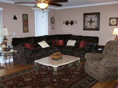 1818 Main St unit 210, Jefferson, MA 01522 - photo 2