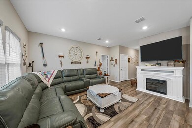 1072 Velvet Ct, Troy, TX 76579 - photo 5