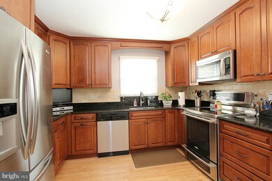 14708 Dunleith St, North Potomac, MD 20878 - photo 7