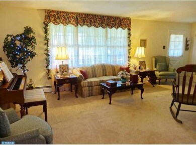 1404 Cathys Ln, North Wales, PA 19454 - photo 2