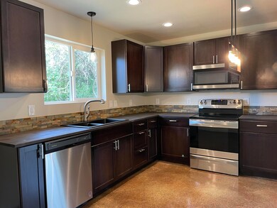 656 Pleasant Valley Rd, Merlin, OR 97532 - photo 4