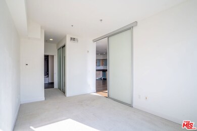 Vero Lofts unit 517, Los Angeles, CA 90017 - photo 7