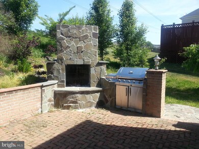 17616 Overlook Rd, Dumfries, VA 22026 - photo 3