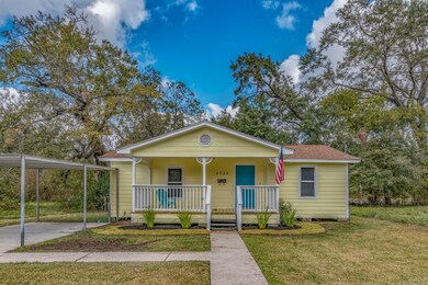 4725 Keeland St, Houston, TX 77016 - photo 2