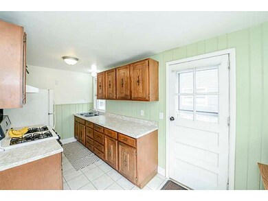 194 Crescent Ave, Cranston, RI 02910 - photo 6
