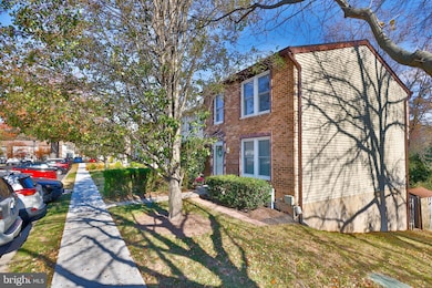 415 Warlock Ct, Glen Burnie, MD 21061 - photo 3