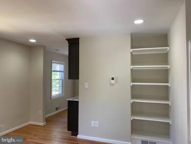 2808 Jefferson Dr, Alexandria, VA 22303 - photo 3