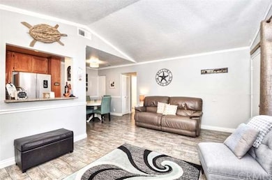 Wonderful floor plan with the living room open to 