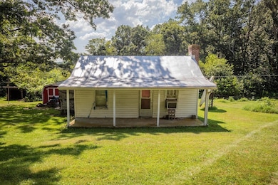 1557 Rinacas Corner Rd, Shenandoah, VA 22849 - photo 2