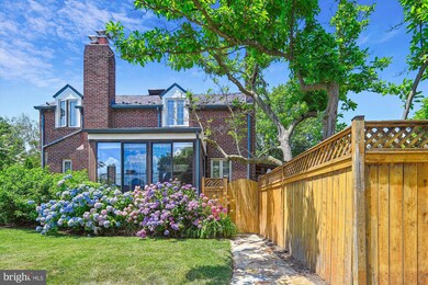 801 Devon Place, Alexandria, VA 22314 - photo 3