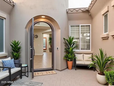 1604 W Cll de Pompas, Phoenix, AZ 85085 - photo 2