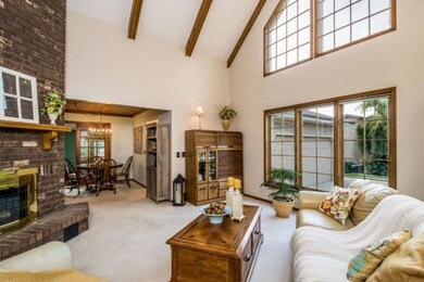 010-Living_Room-3330528-small