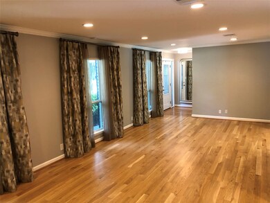 12915 Traviata Dr, Houston, TX 77024 - photo 2