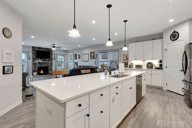 5792 Treeside Dr, Liberty Township, OH 45044 - photo 2