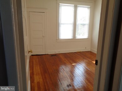 308 Lyndhurst St, Baltimore, MD 21229 - photo 5