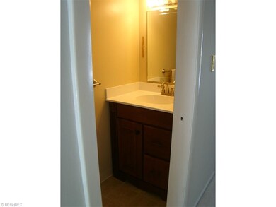 UPDATED 1/2 BATH GUEST BATH