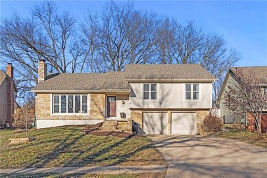 12624 W 76th St, Shawnee, KS 66216 - photo 2