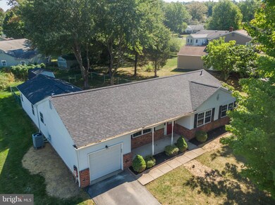 3012 Kimberly Dr, Norristown, PA 19401 - photo 2