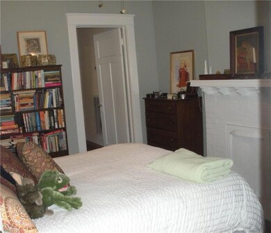5421 bedroom.
