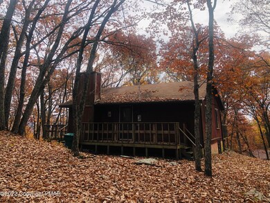 120 Chipmunk Rd, Bushkill, PA 18324 - photo 2