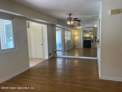 17 Leo St unit A, Staten Island, NY 10314 - photo 6