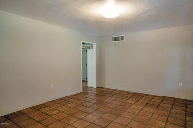 14th St 05