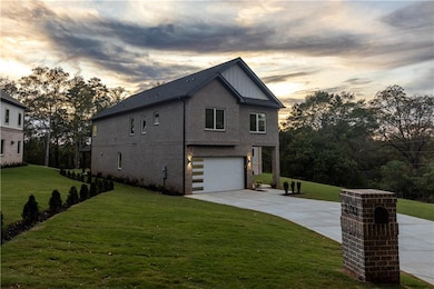 270 Honeysuckle Ave, Lawrenceville, GA 30046 - photo 2