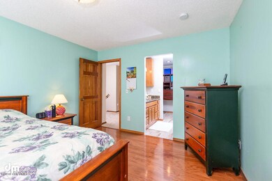Master Bedroom_KI_IMG_8036-SMALL