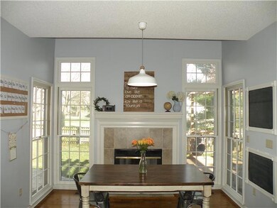 8021 Lichtenauer Dr, Lenexa, KS 66219 - photo 7