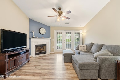 1305 Taxus Top Ln unit 201, Louisville, KY 40243 - photo 5