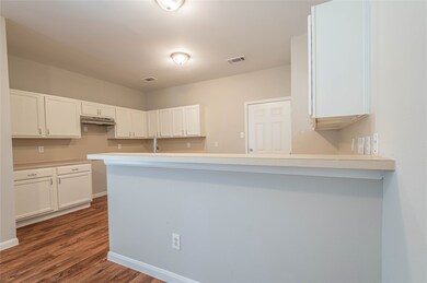 10061 Sharpton Dr, Houston, TX 77038 - photo 6