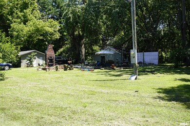 2209 Mchaney Rd, Harrisburg, IL 62946 - photo 4
