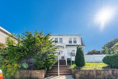 122 Laban St, Providence, RI 02909 - photo 2