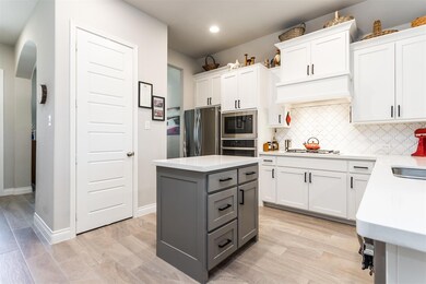 1738 Holmwood Dr, Celina, TX 75009 - photo 4