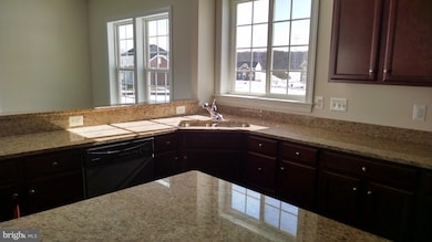 13100 Hunters Ridge Ln, Bowie, MD 20721 - photo 4