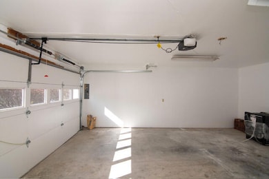 205 MacKle Point unit Point, Lewisburg, WV 24901 - photo 4