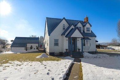 495 E Bridge St, Midvale, ID 83645 - photo 3