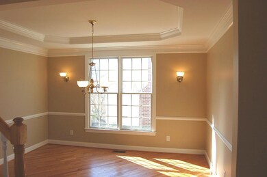 Dining with Tray ceiling