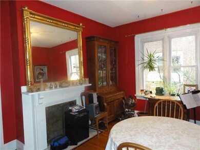 Dining Room. Bright dining room with decorative fi