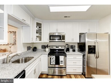 2306B Toddsbury Ct unit 2306B, Mount Laurel, NJ 08054 - photo 3