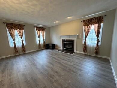 10 Royal Oak Dr, Nashua, NH 03064 - photo 6