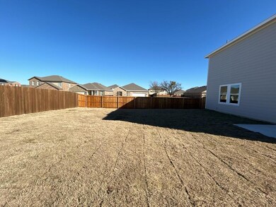 5600 Dublin Ln, North Richland Hills, TX 76180 - photo 3