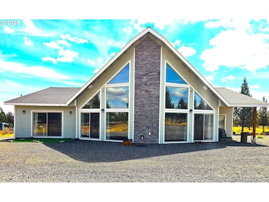 13422 SW Airfield Ln, Culver, OR 97734 - photo 3