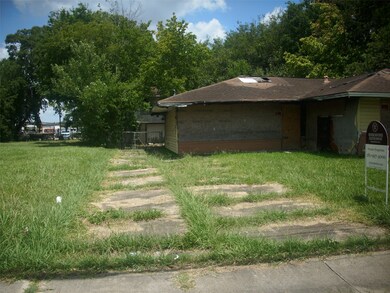 6809 Fairway Dr, Houston, TX 77087 - photo 3