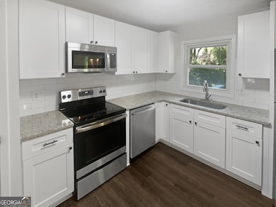 4640 Elm Ridge Ct, Stone Mountain, GA 30083 - photo 2