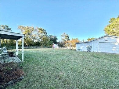 142 Maple St, Wetumpka, AL 36092 - photo 4