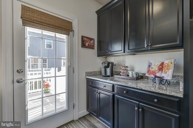 10731 Caledonia Meadow Dr, Manassas, VA 20112 - photo 7