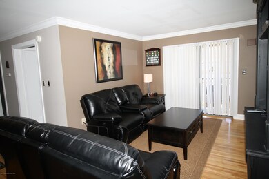 Living Rm